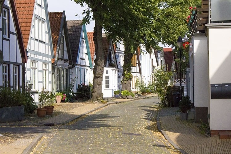 Abenteuer Stadtwelten - Stadtführung Rostock & Warnemünde - Fischerhäuser